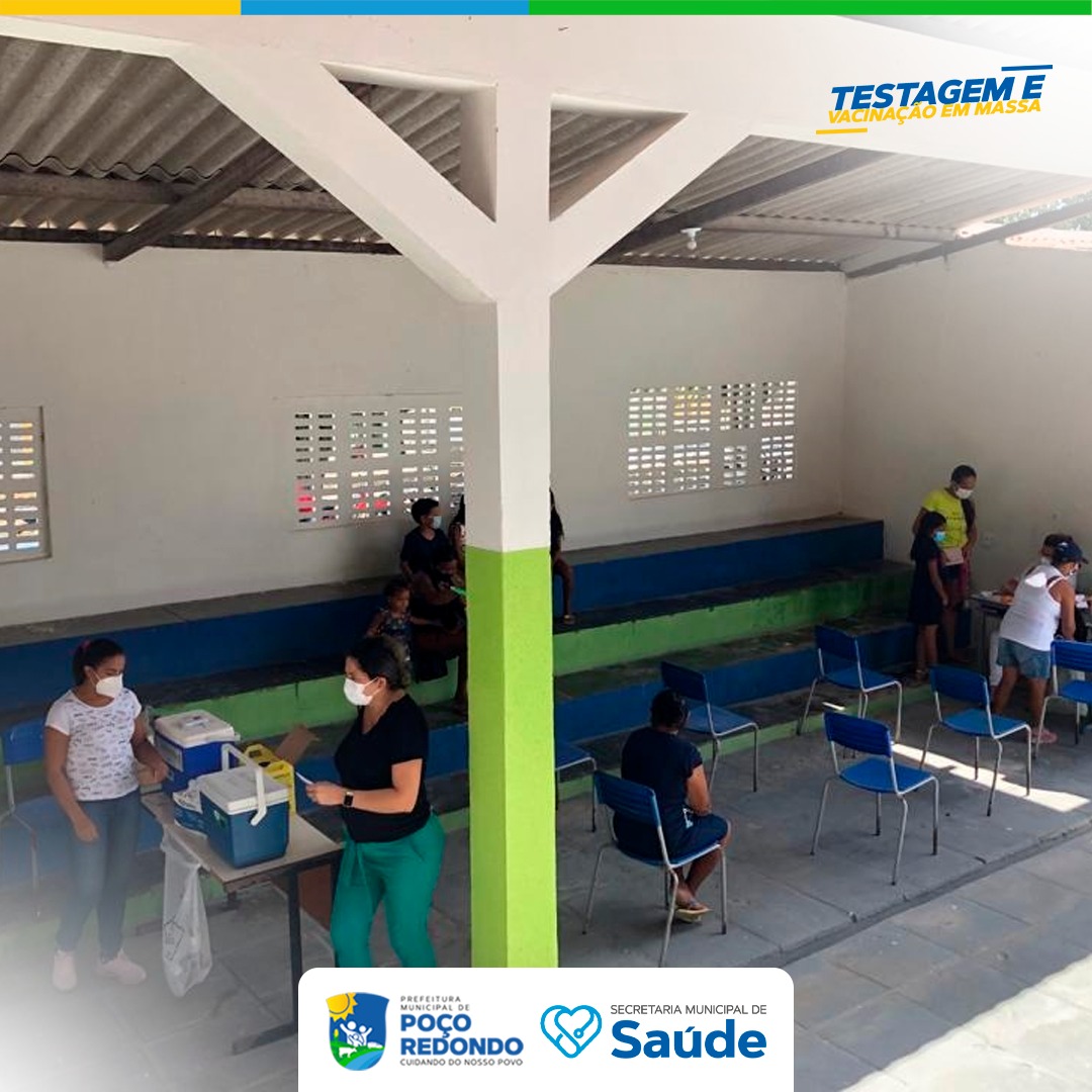 Testagem e vacinação em massa.