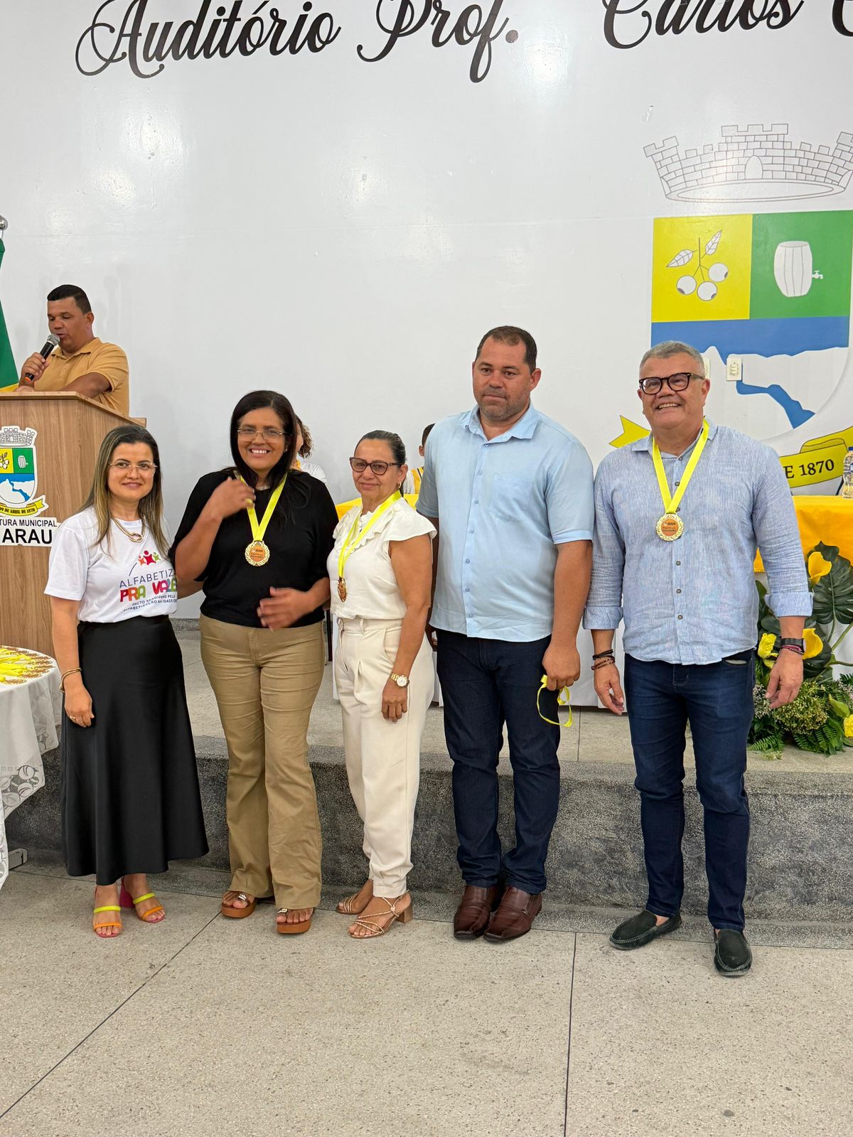 Foto da notícia 📚 Educação de Ouro