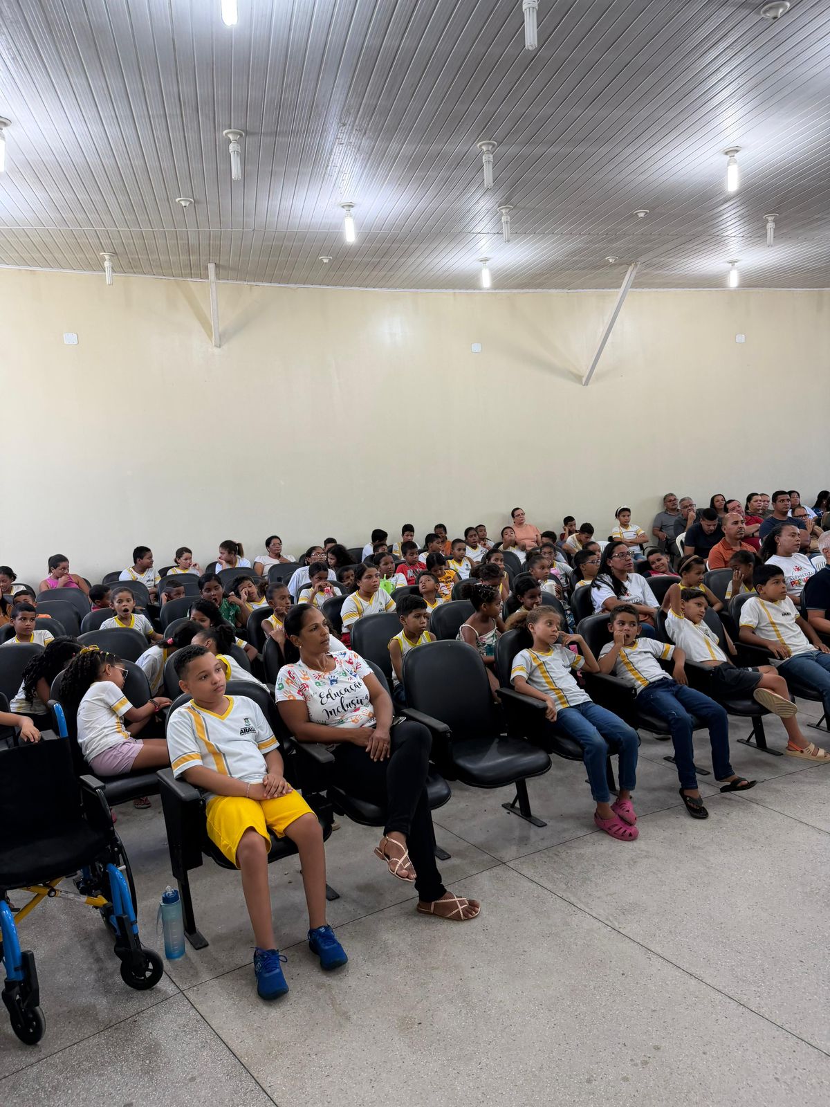 Foto da notícia 📚 Educação de Ouro