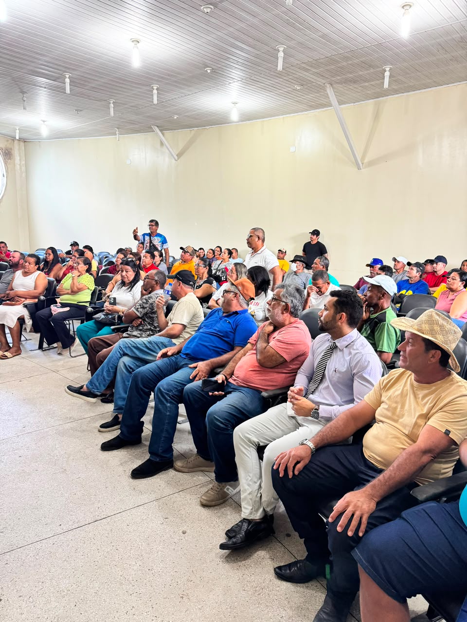Foto da notícia Reunião com os Feirantes!