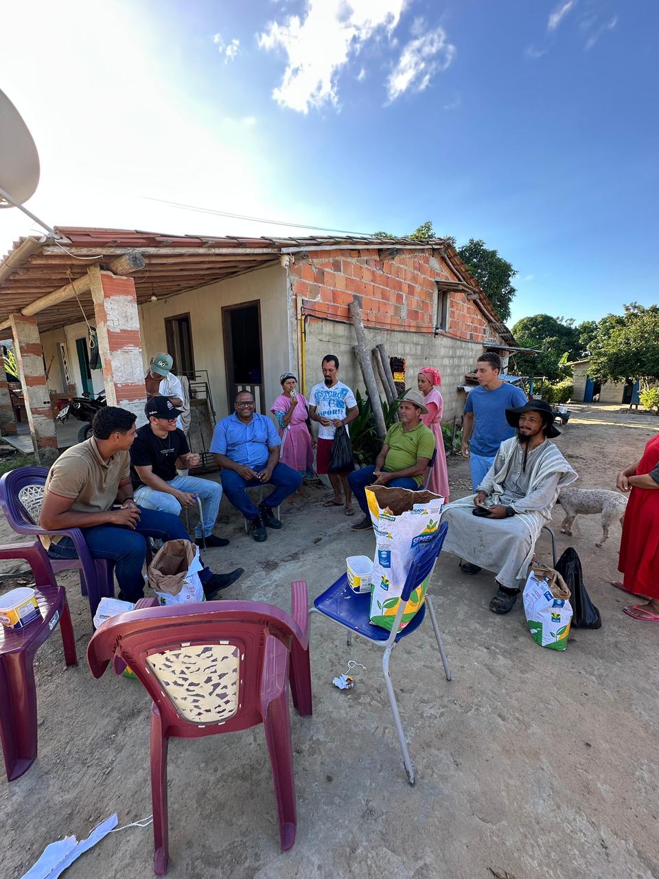 Foto da notícia Entrega de sementes de milho para pequenos produtores rurais, enviadas pelo Governo do Estado de Sergipe. 