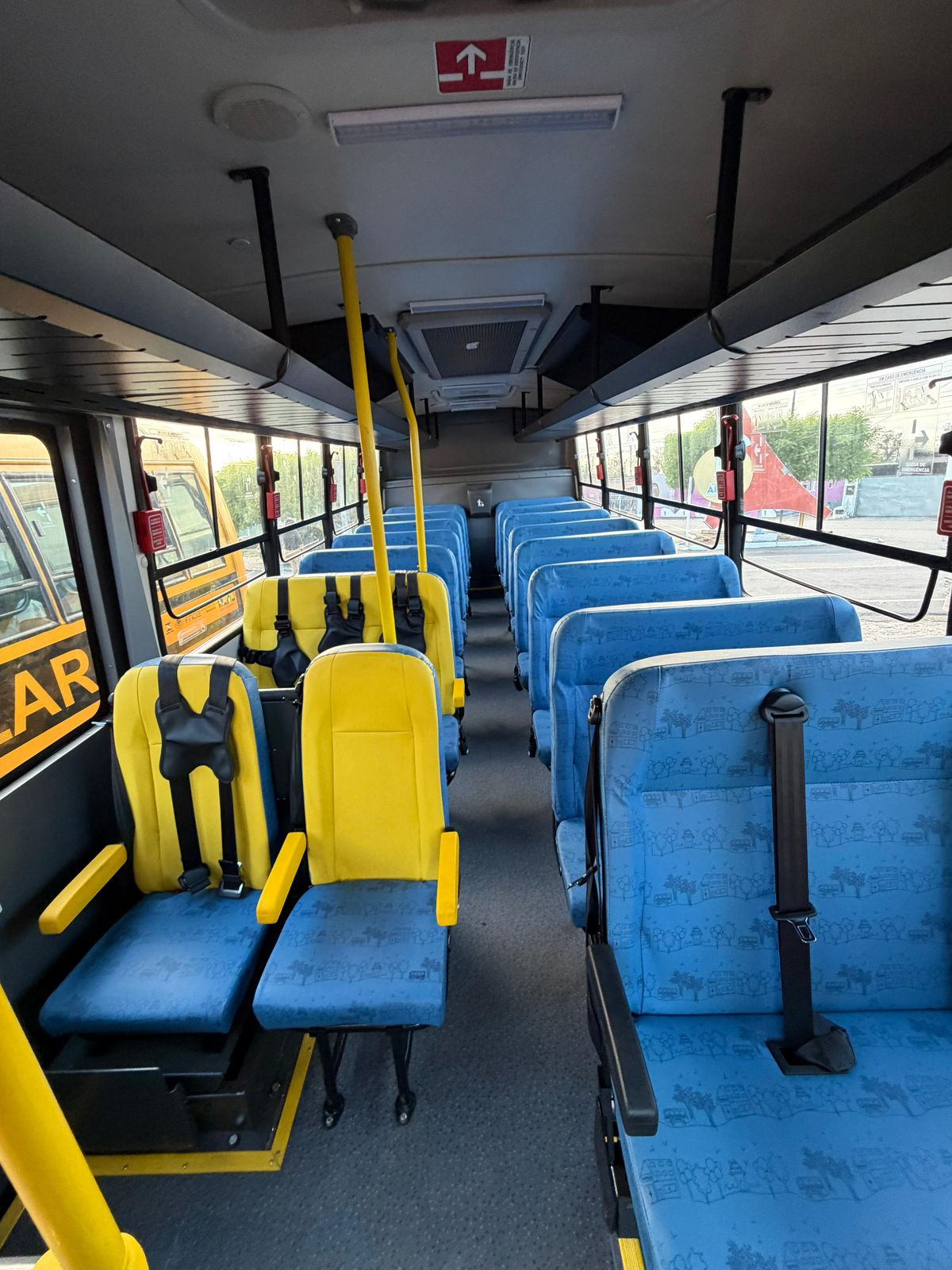 Foto da notícia 🚍✨ Educação que avança sobre rodas!