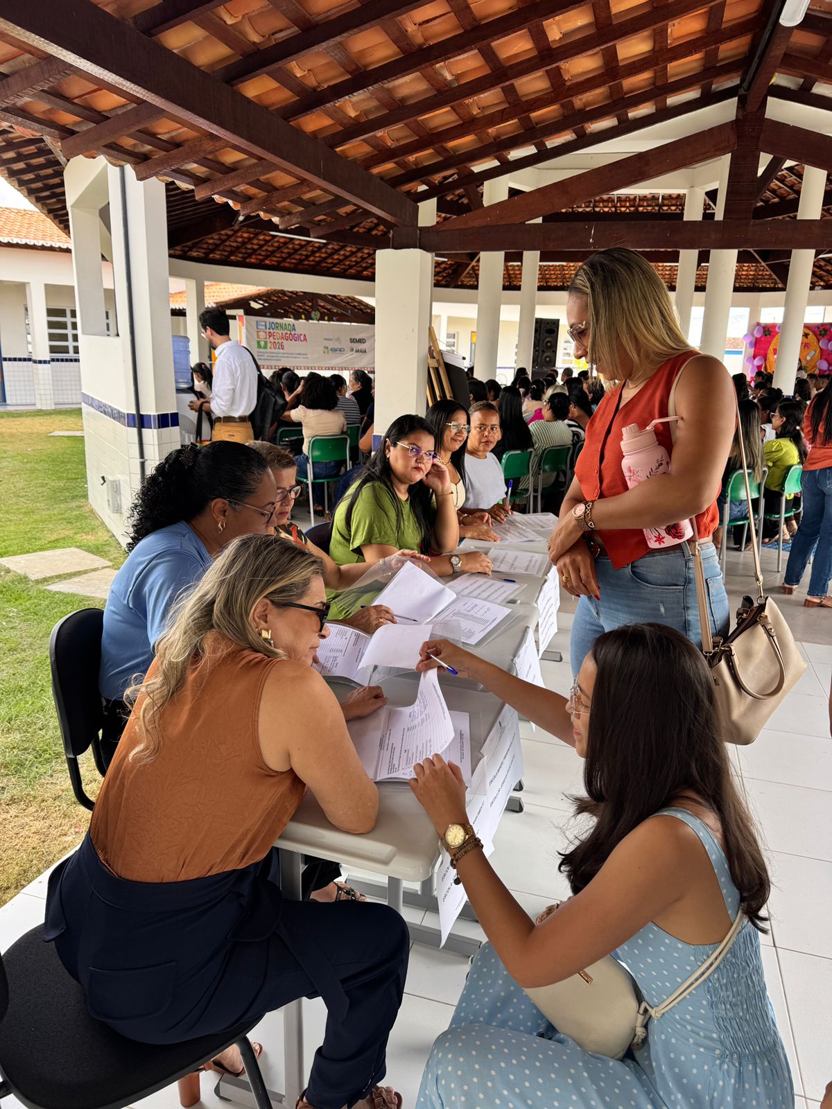 Foto da notícia Seminário de Formação Continuada: processo de construção coletiva do currículo.
