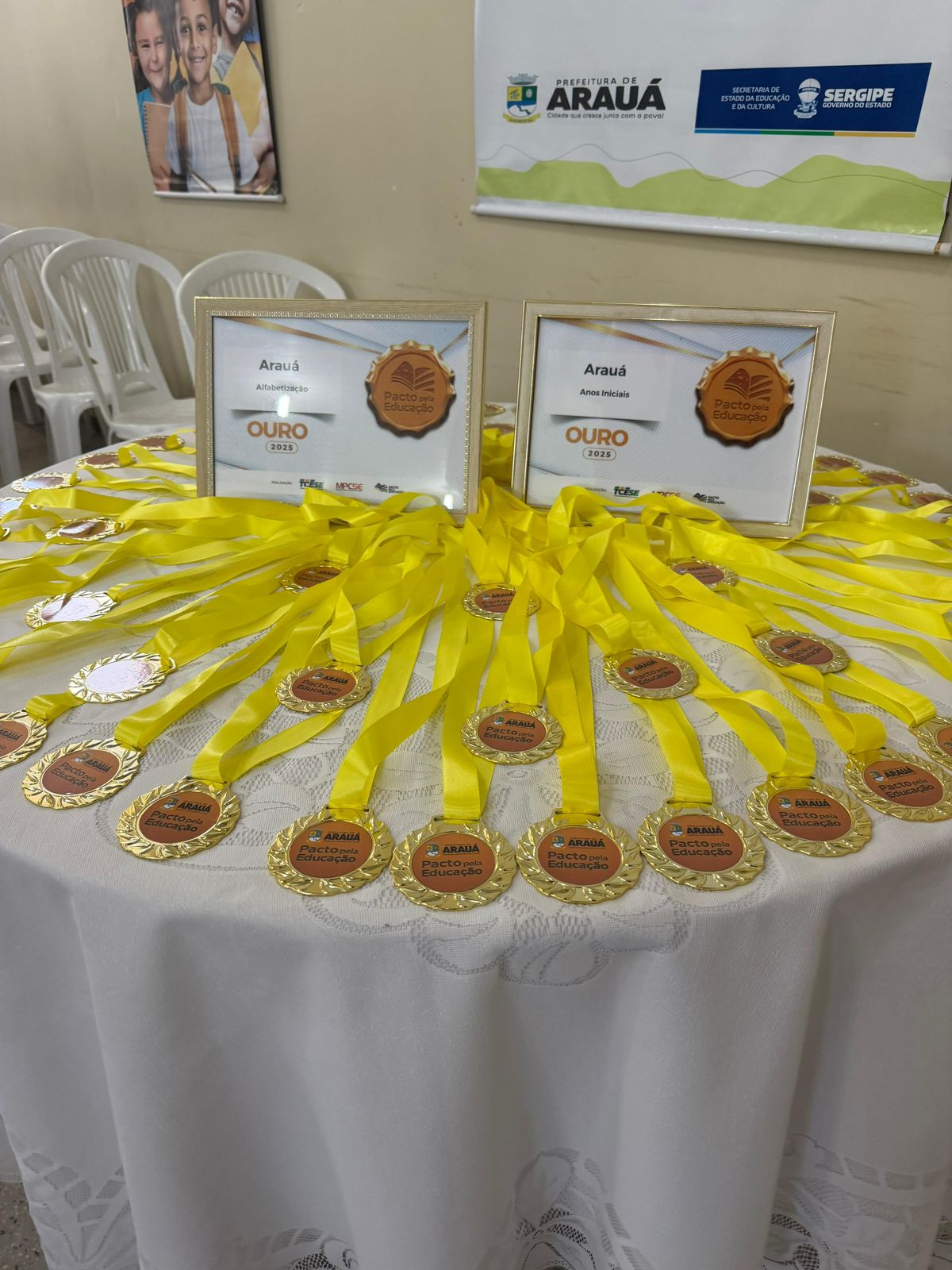 Foto da notícia 📚 Educação de Ouro